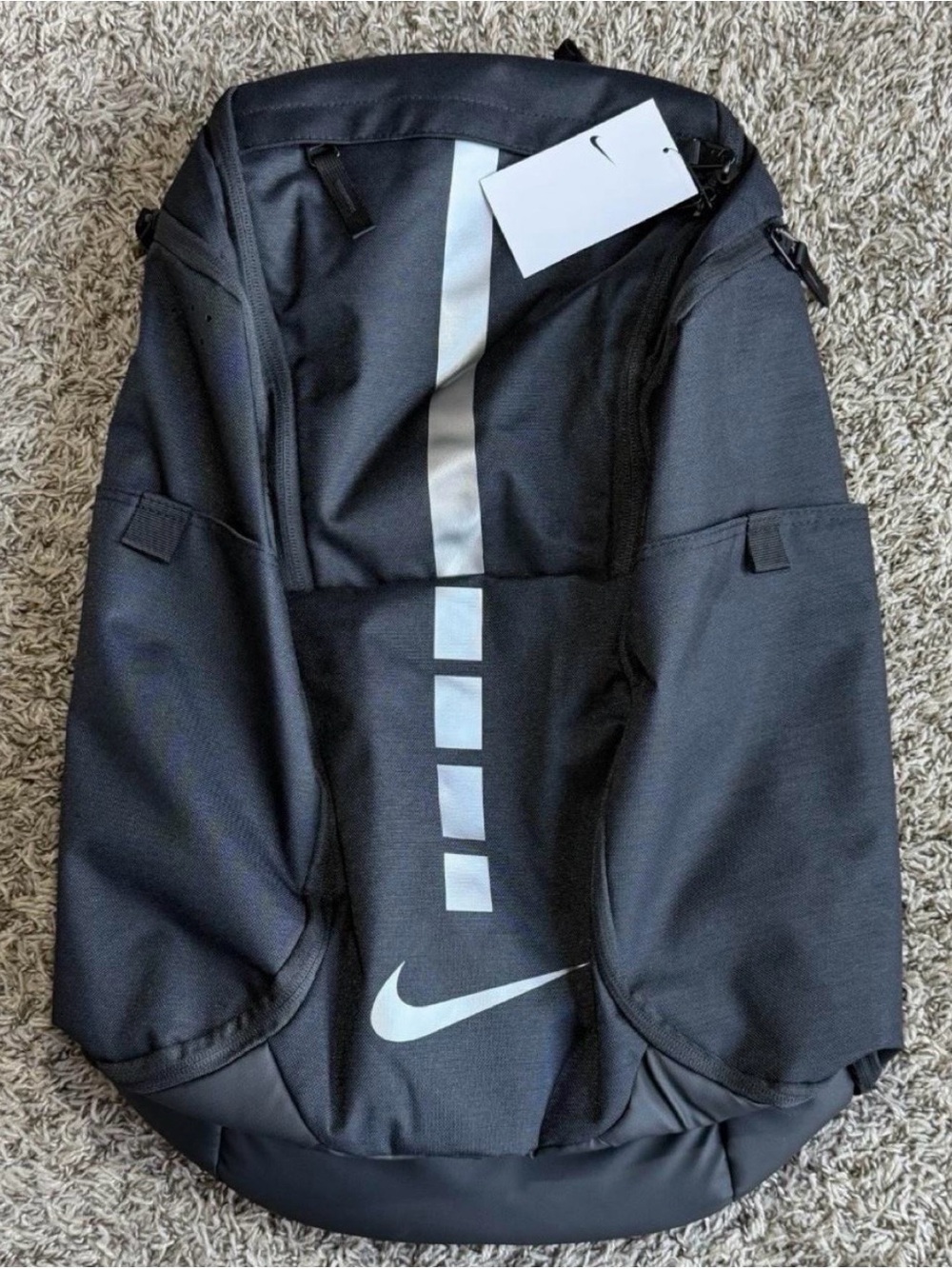 NWT Nike Elite Bag